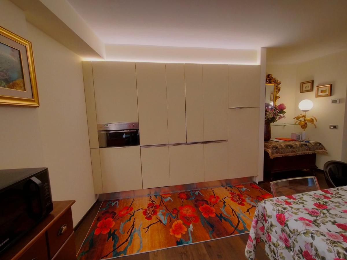 Verona City San Zeno Apartment Eksteriør billede